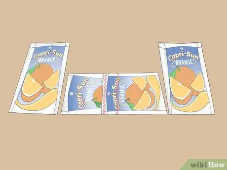 Imagen titulada Make a Capri Sun Purse Step 10