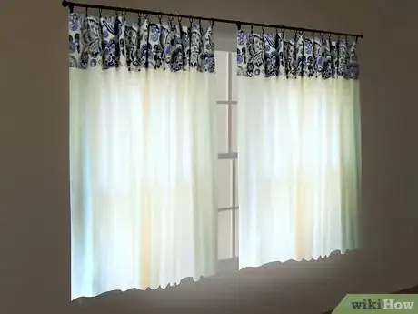 Imagen titulada Make a Ceiling Seem Lower Step 6