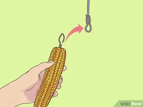 Imagen titulada Make a Squirrel Feeder Step 9