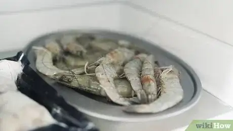 Imagen titulada Grill Shrimp Step 2