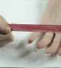 quitar el esmalte de tus uñas acrílicas sin dañarlas