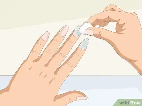 Imagen titulada Remove Gel Nail Extensions Step 11