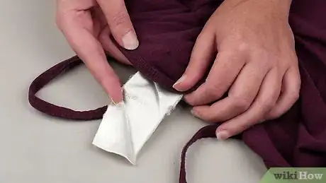 Imagen titulada Shrink Clothes Step 1