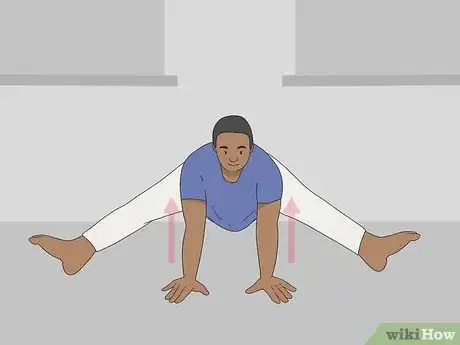 Imagen titulada Do a Straddle Press Handstand Step 3.jpeg