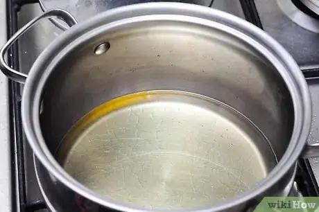 Imagen titulada Make Baking Mix Doughnuts Step 1