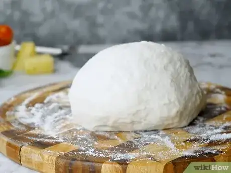 Imagen titulada Make Pepperoni Pizza Step 6