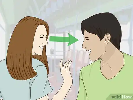 Imagen titulada Start a Conversation with Someone on the Train, Bus or Subway Step 1
