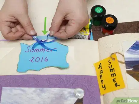 Imagen titulada Make Homemade Scrapbooks Step 11