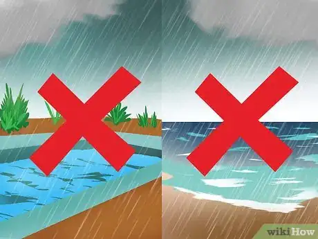 Imagen titulada Avoid Getting Hit by Lightning Step 2