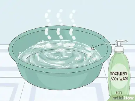 Imagen titulada Clean Your Feet Step 1
