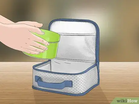 Imagen titulada Keep Lunch Warm Step 5
