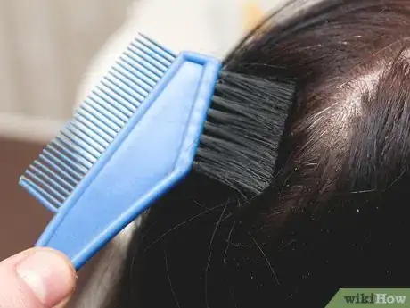 Imagen titulada Lighten Brown Hair Step 21