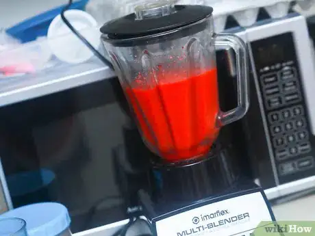Imagen titulada Make Strawberry Juice Step 10