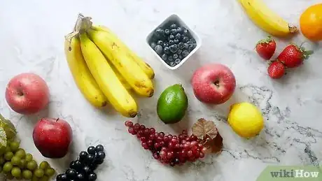 Imagen titulada Make a Fruit Kabob Step 3