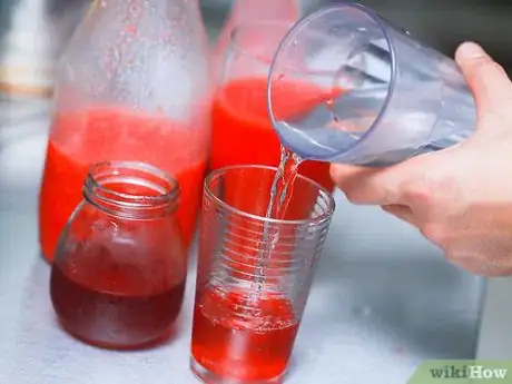 Imagen titulada Make Strawberry Juice Step 20