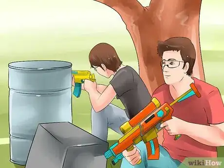 Imagen titulada Have a Nerf War Step 11