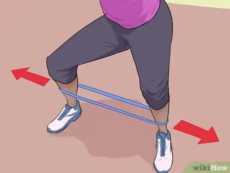 Imagen titulada Use a Theraband Step 9
