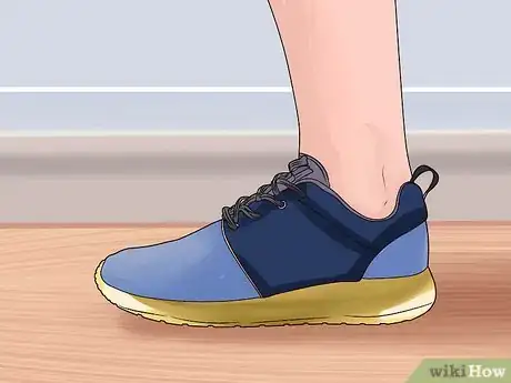 Imagen titulada Care for a Burst Blister Step 13