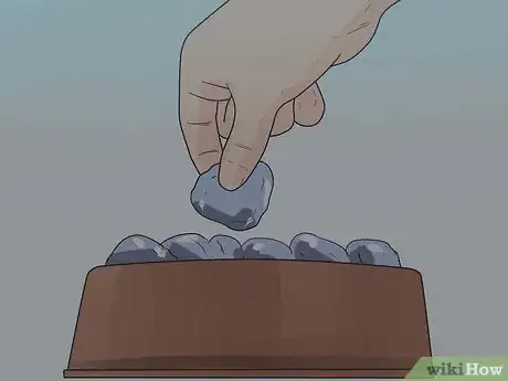Imagen titulada Encourage Your Dog to Sleep in Your Bed Step 13