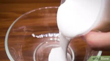 Imagen titulada Make Cloud Slime Step 1