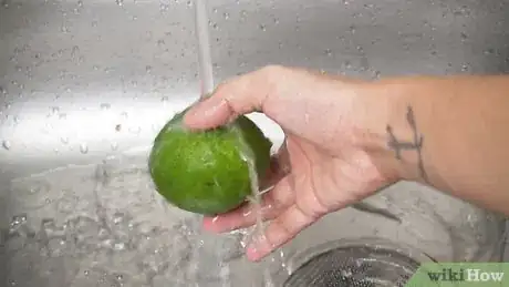 Imagen titulada Cut Limes Step 6