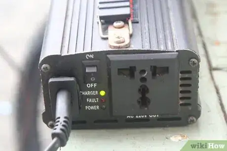 Imagen titulada Hook Up a Battery Charger Step 2