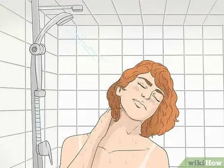 Imagen titulada Maintain a Tan During Winter Step 1