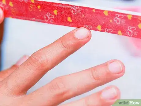 Imagen titulada Make Your Nails Grow Faster and Keep Your Hands Soft Step 4