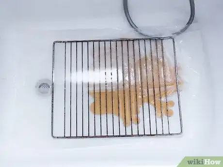 Imagen titulada Clean Oven Racks Step 7