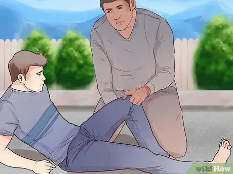 Imagen titulada Assess Level of Consciousness During First Aid Step 1