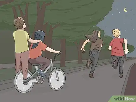 Imagen titulada Play Fugitive (Night Game) Step 11
