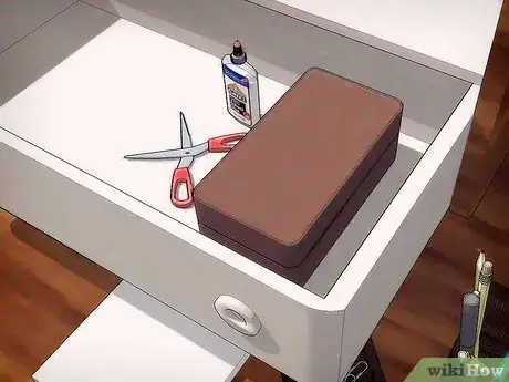 Imagen titulada Organize Your Desk Step 10