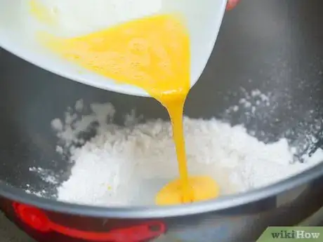 Imagen titulada Make Spring Roll Wrappers Step 2