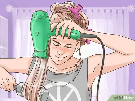 Imagen titulada Straighten Your Hair Without Chemicals Step 3