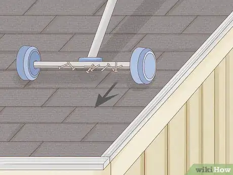 Imagen titulada Reroof Your House Step 21