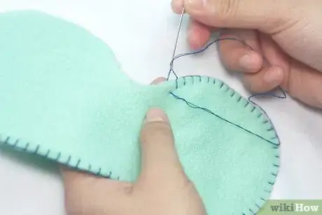 Imagen titulada Make Eye Mask in a Few Minutes Step 4