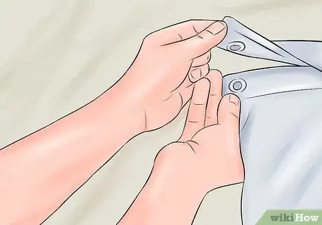 Imagen titulada Install a Shower Curtain Step 13