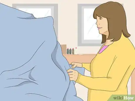 Imagen titulada Make a Ballgown Step 7