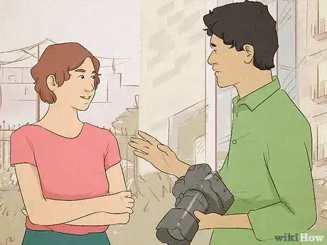 Imagen titulada Start a Deep Conversation with Your Crush Step 11