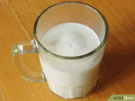 Imagen titulada Make Hot Cocoa (Powder Method) Step 1