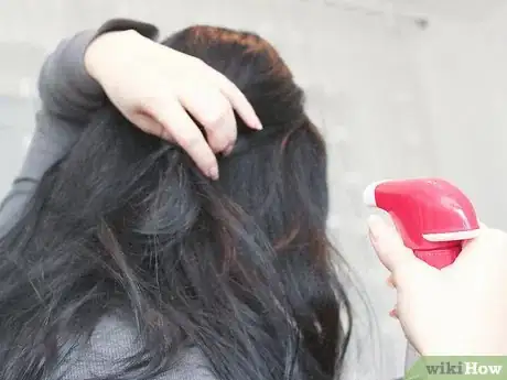 Imagen titulada Lighten Brown Hair Step 10