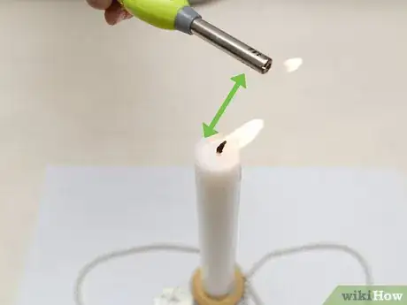 Imagen titulada Light a Candle Without Touching the Wick Step 8