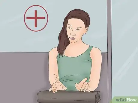 Imagen titulada Get a Quick Appointment With a Doctor Step 9