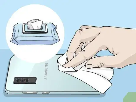 Imagen titulada Disinfect a Phone Step 13