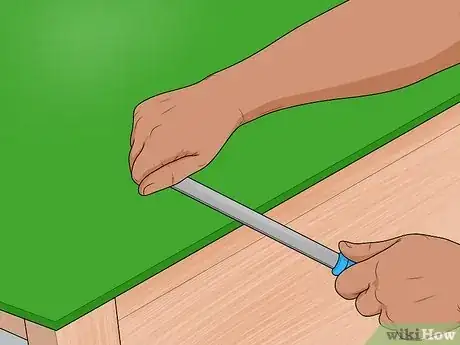 Imagen titulada Cut ABS Plastic Step 11