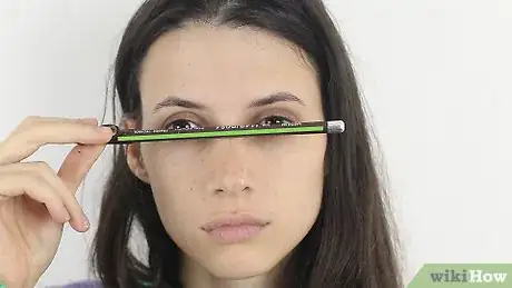 Imagen titulada Use Eyebrow Pencil Step 4