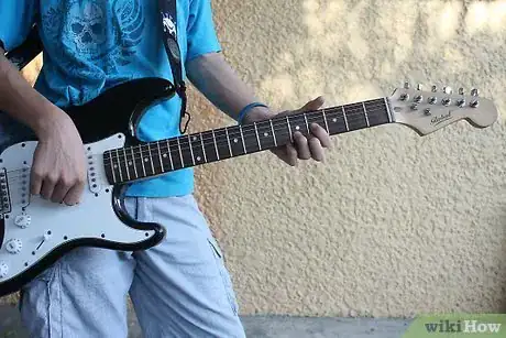 Imagen titulada Do Guitar Moves Step 16
