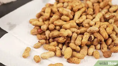 Imagen titulada Salt Peanuts Step 4