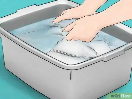Imagen titulada Stop Bed Bug Bites Immediately Step 6