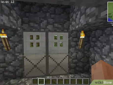 Imagen titulada Make a Mansion on Minecraft Step 12